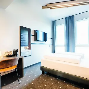 Nuernberg-west 3* Nürnberg