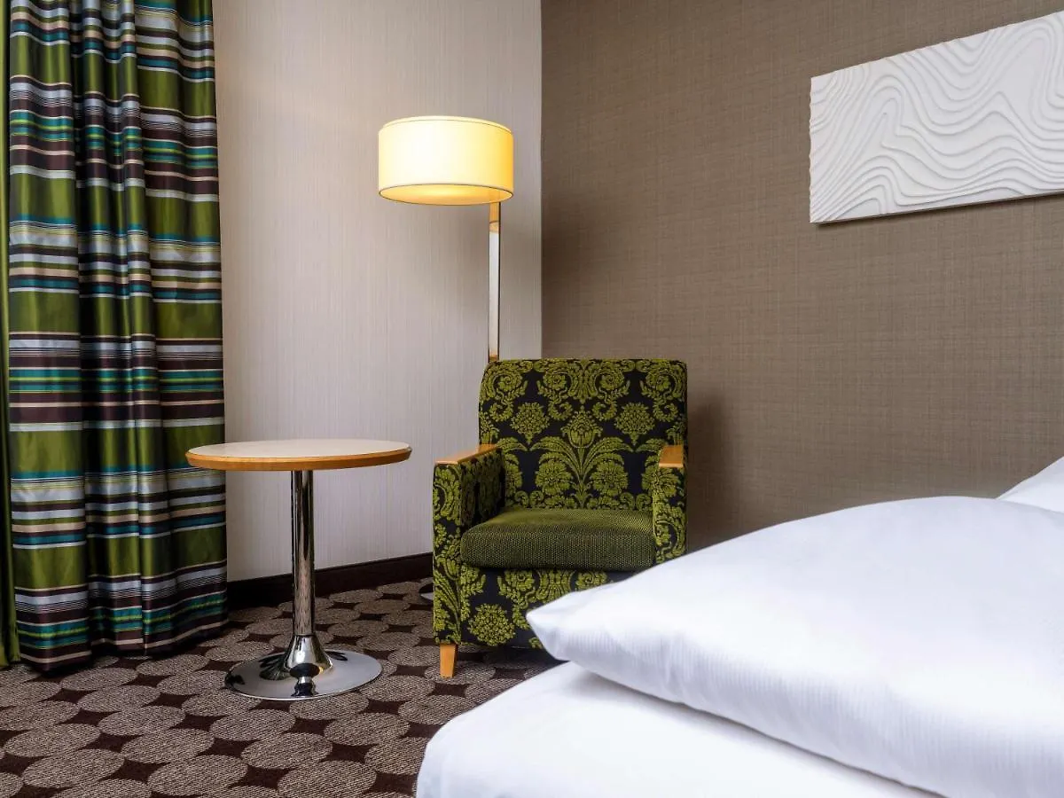 Mövenpick Hotel Nürnberg Airport