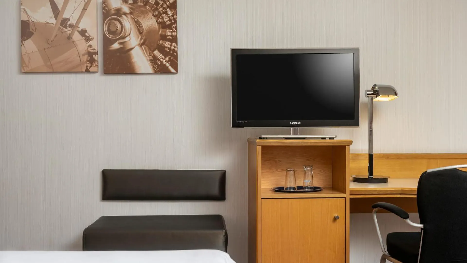 Mövenpick Hotel Nürnberg Airport  Núremberg